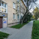 Kraushara I Chestnut Apartment